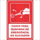 Chave para manobra de emergência do elevador